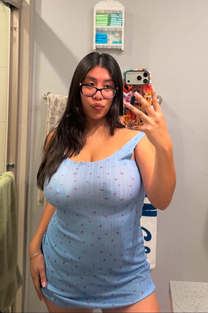 Claudia Rodríguez [perks.of.being.claudia]