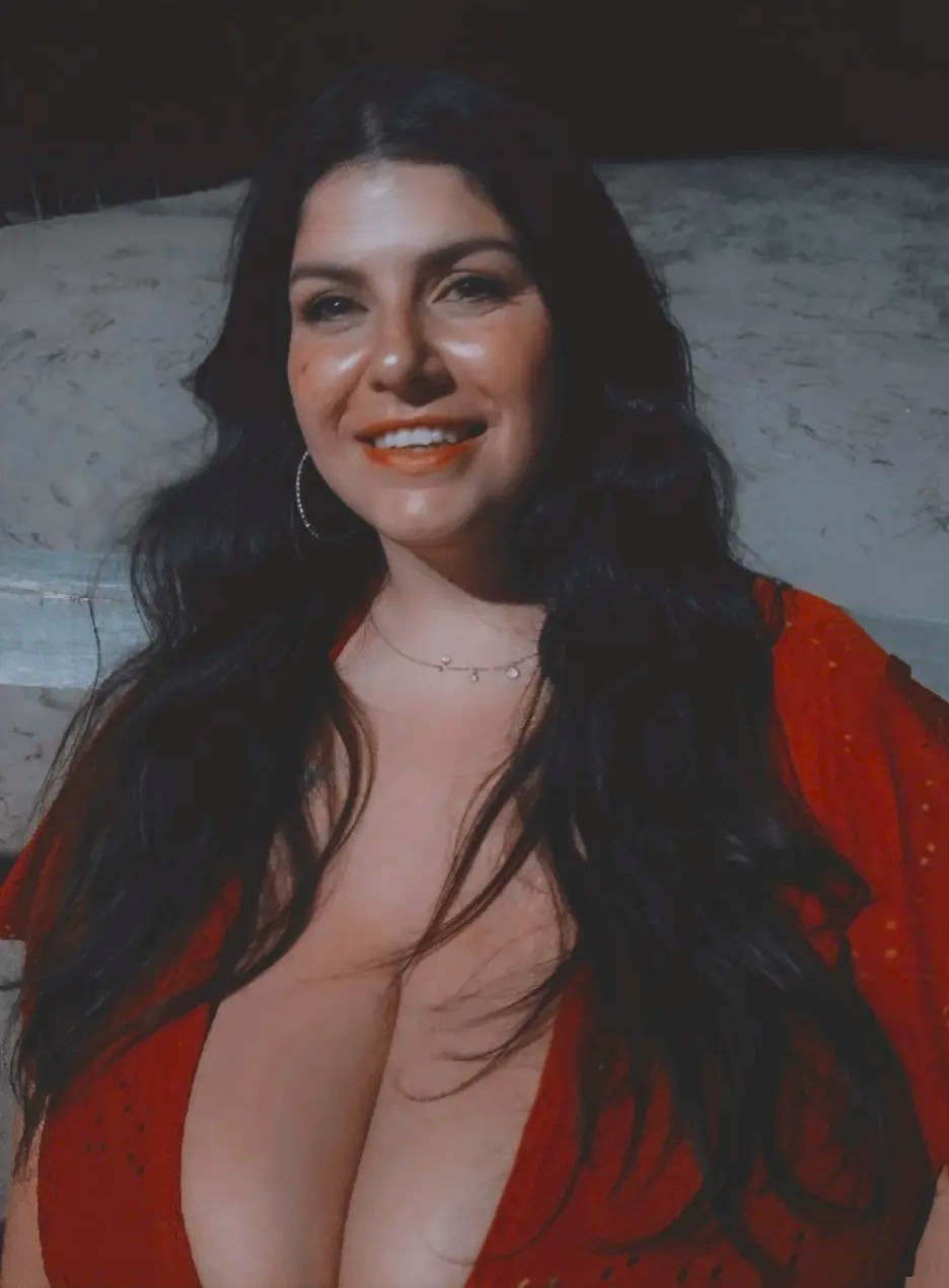 Delly Simoes [dellysimoes]