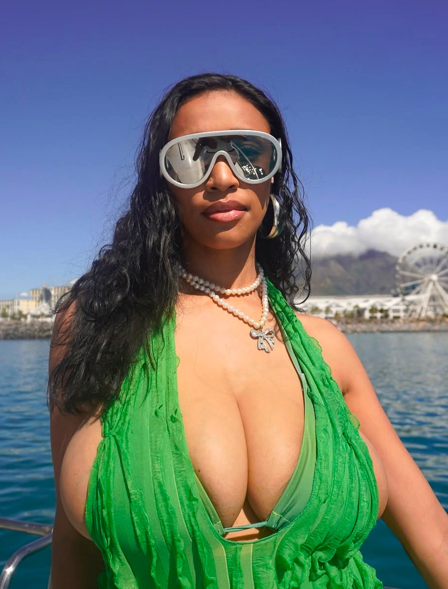 Shameemah Martin [bigmamadiamond]